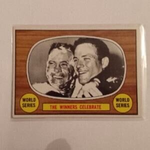 1966 Topps #155 World Series Records-The Winner Circle NM condition